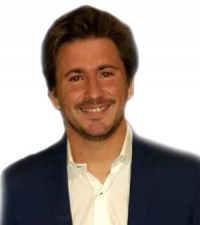 Dr. Emiliano Salvatierra